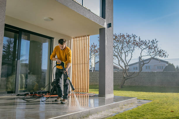 Best Driveway Pressure Washing  in Islandia, NY